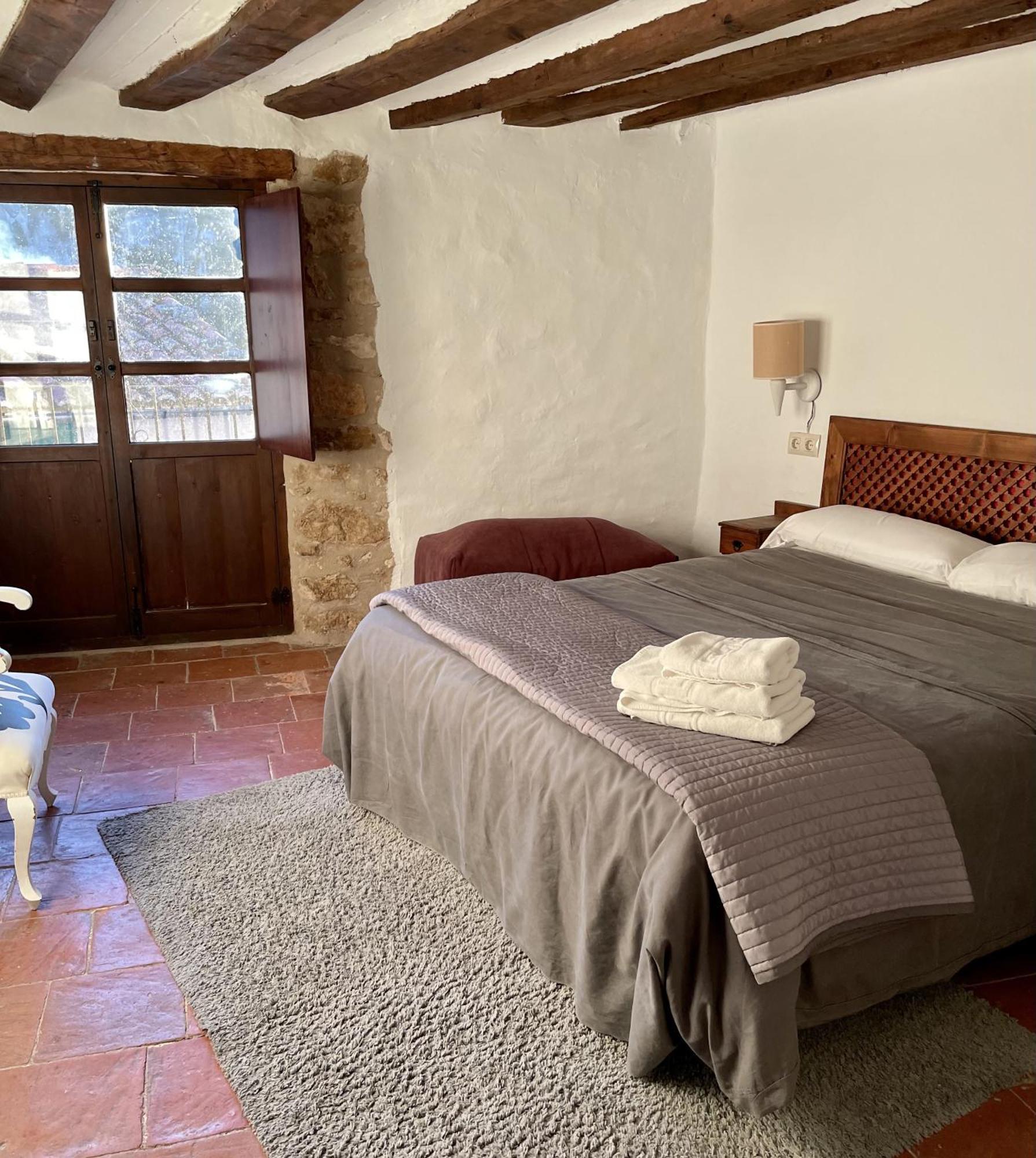 Font Del Roser Chiva de Morella Cameră foto